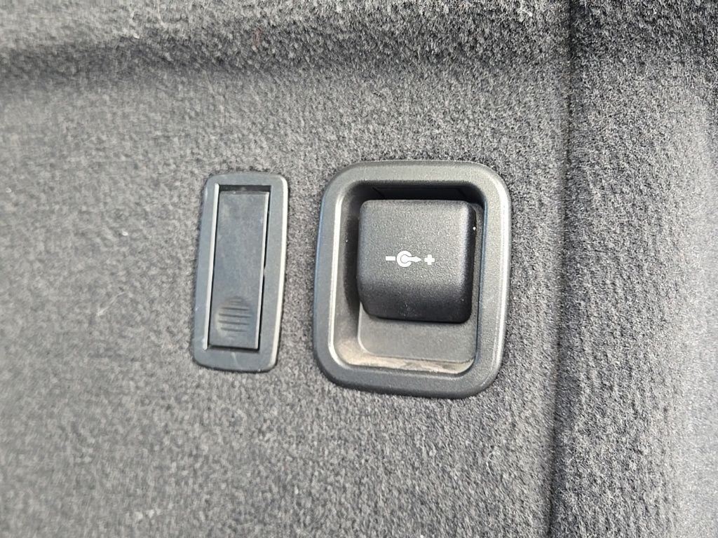 2018 BMW X5 xDrive35i + Heated Front Seats & Steering Wheel