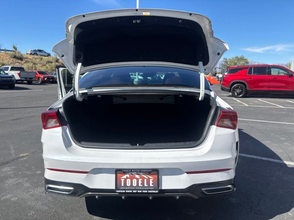 2022 Kia K5 GT-Line