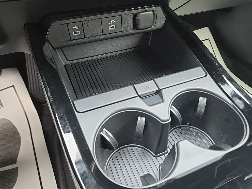 2024 Toyota Prius LE AWD