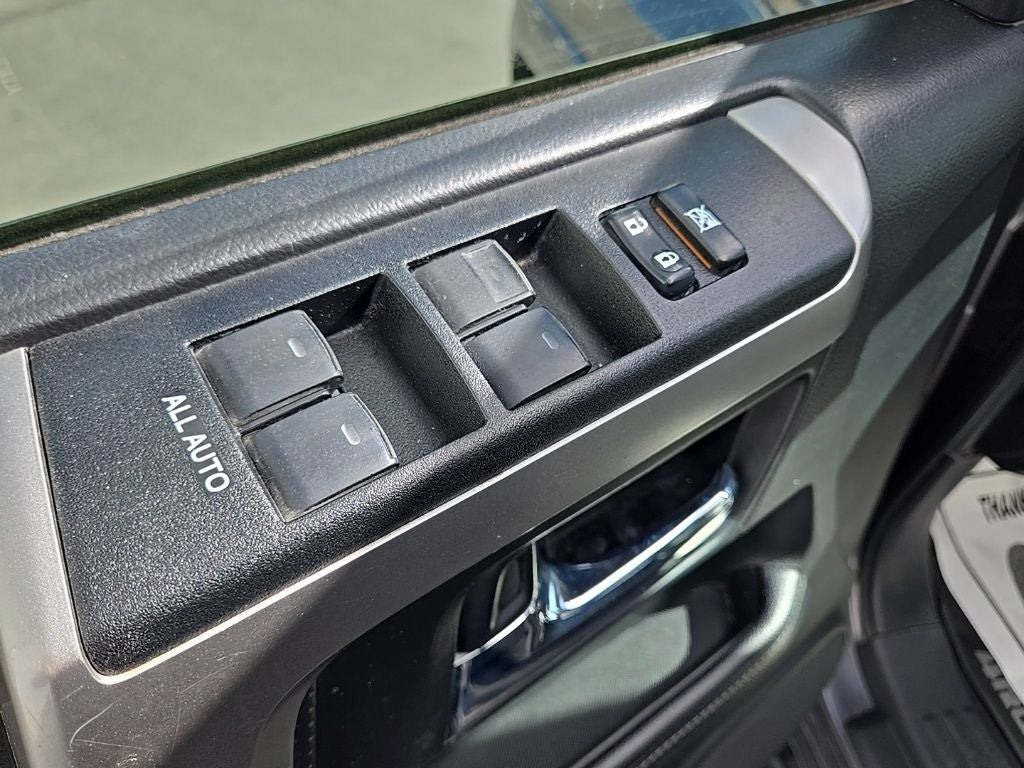 2019 Toyota 4Runner SR5 Premium + Heated Front Seats