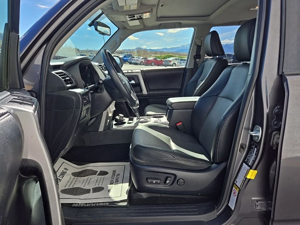 2019 Toyota 4Runner SR5 Premium + Heated Front Seats