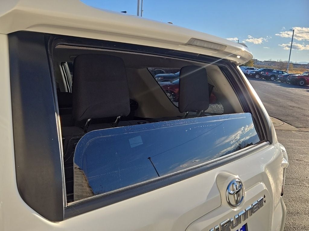 2022 Toyota 4Runner SR5 w/ Third Row Seat