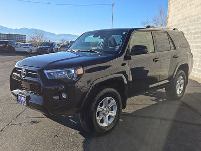 2024 Toyota 4Runner SR5 + Keyless Entry