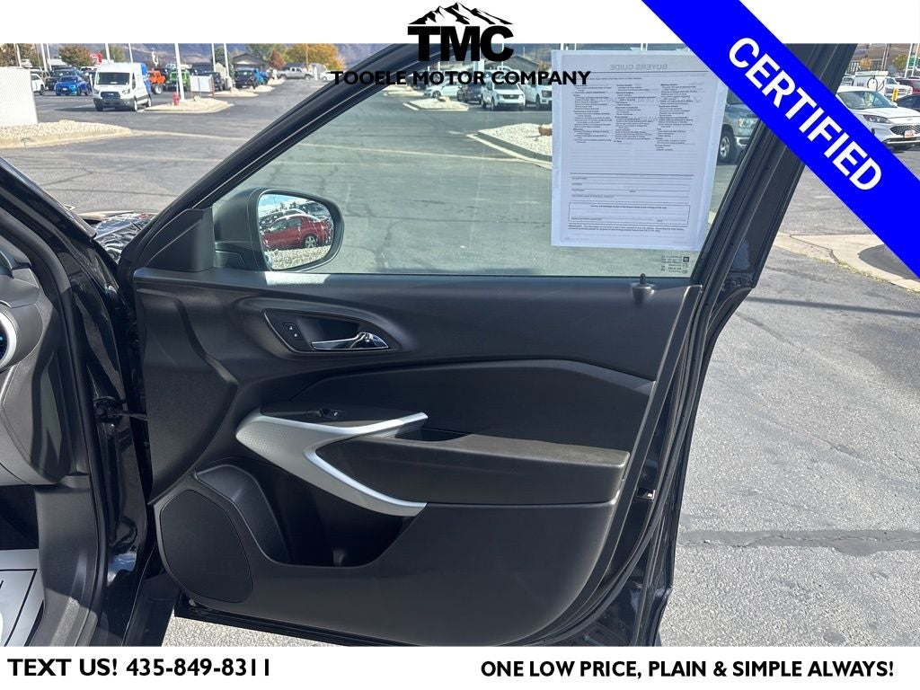 2025 Chevrolet Trax LS + Lane Keep Assist w\ Lane Departure Warning