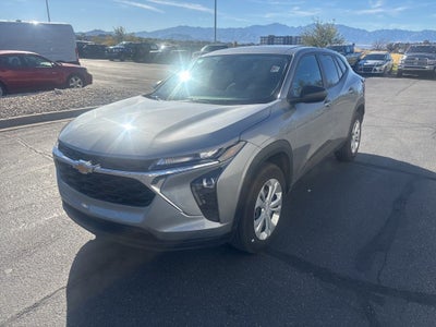 2025 Chevrolet Trax LS + Lane Keep Assist