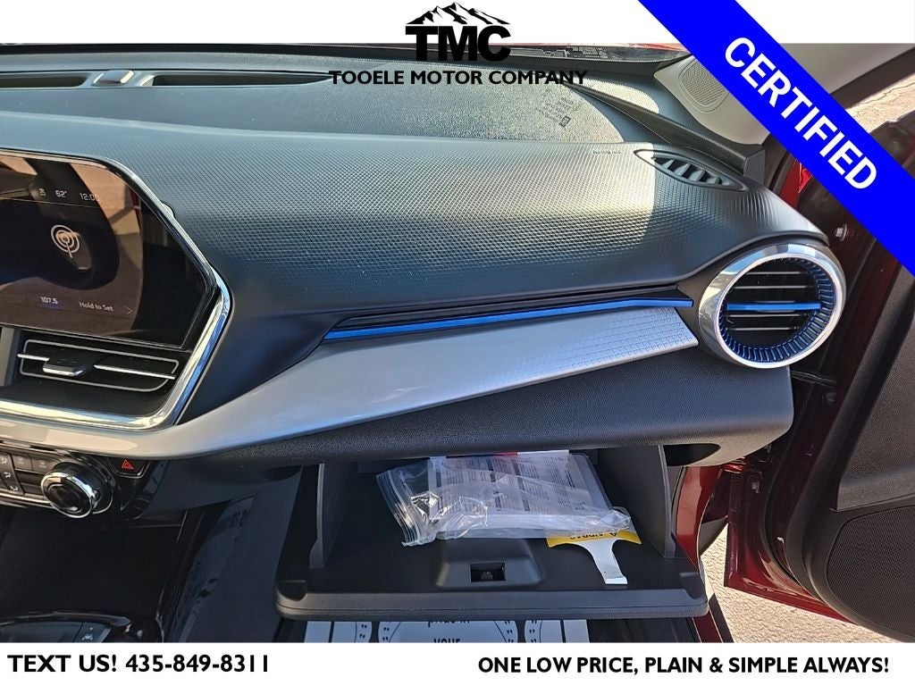 2024 Chevrolet Trax LT + Lane Keep Assist + Heated Front Seats & Steering