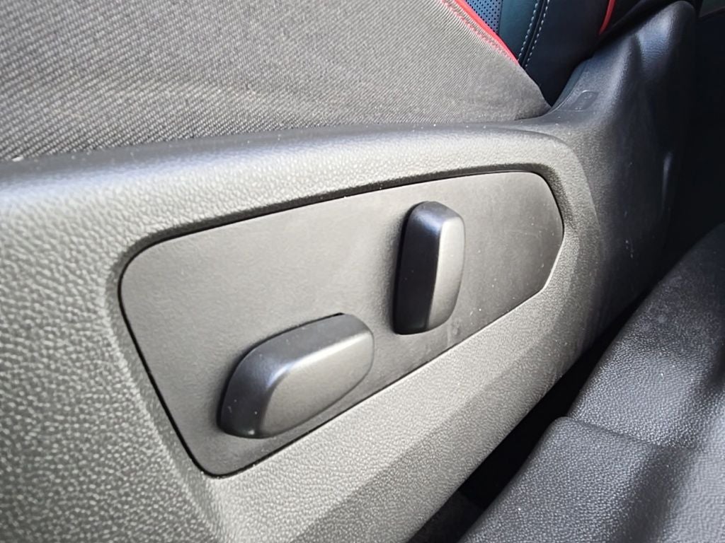 2023 Buick Envision Essence Sport Touring PKG