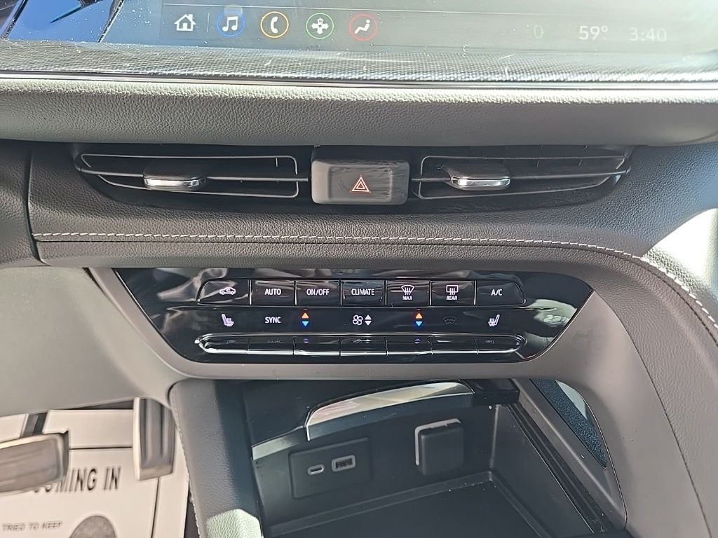 2023 Buick Envision Essence Sport Touring PKG