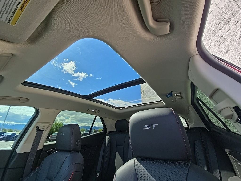 2023 Buick Envision Essence Sport Touring PKG