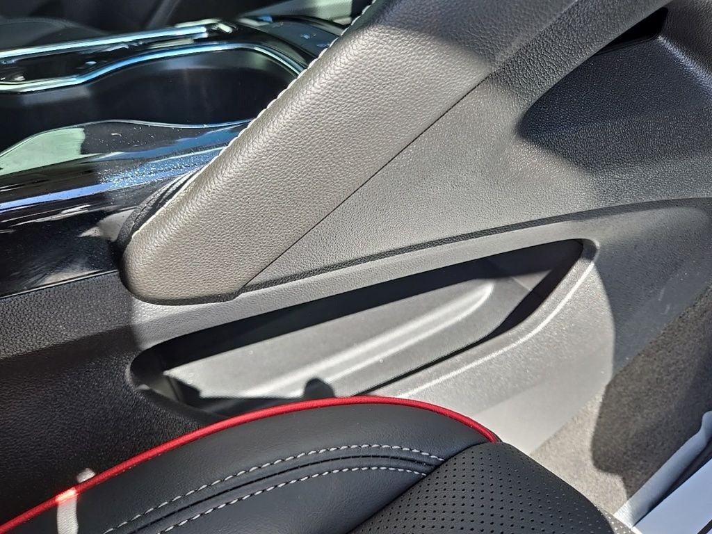 2023 Buick Envision Essence Sport Touring PKG