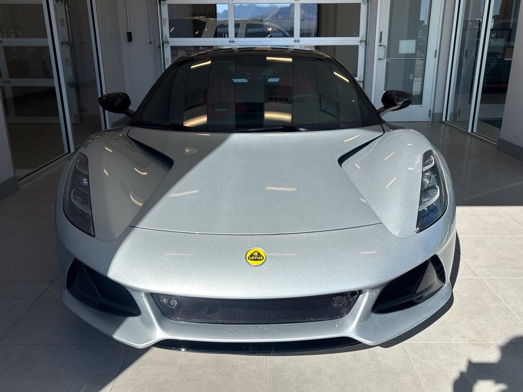 2024 Lotus Emira V6