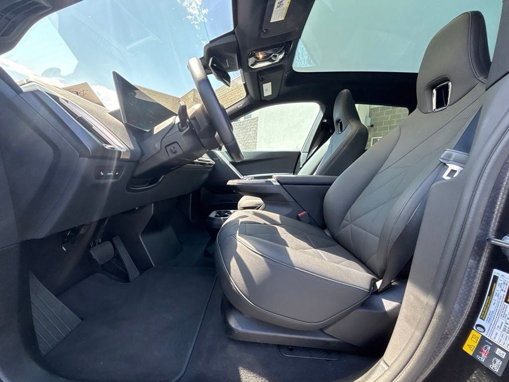2025 BMW iX xDrive50