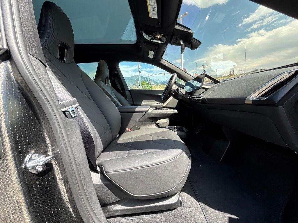 2025 BMW iX xDrive50