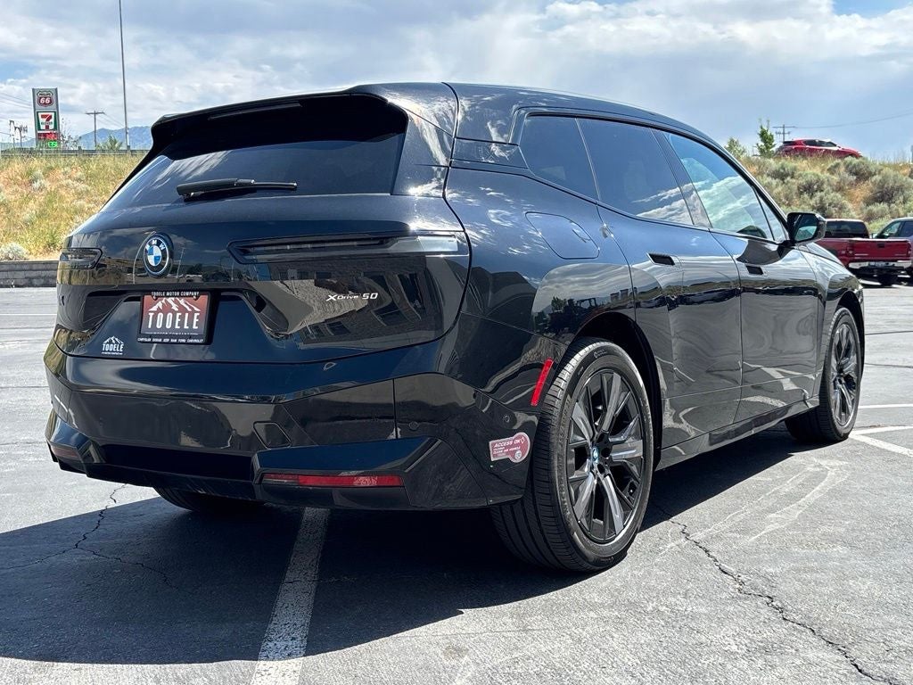 2025 BMW iX xDrive50