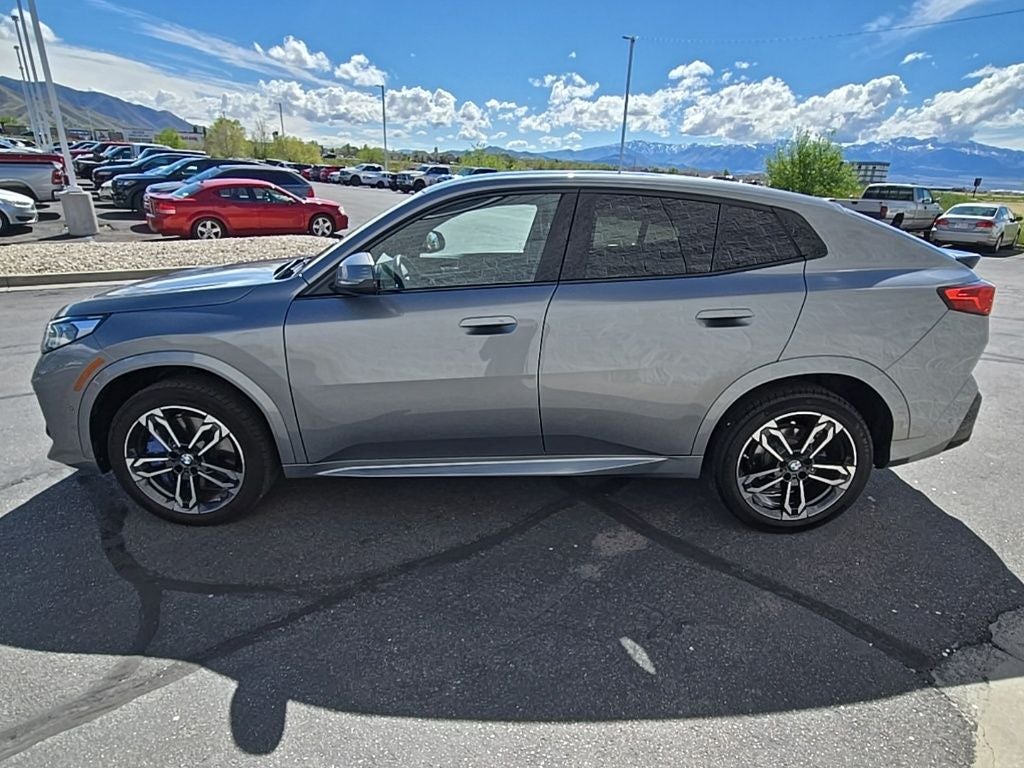 2025 BMW X2 xDrive28i
