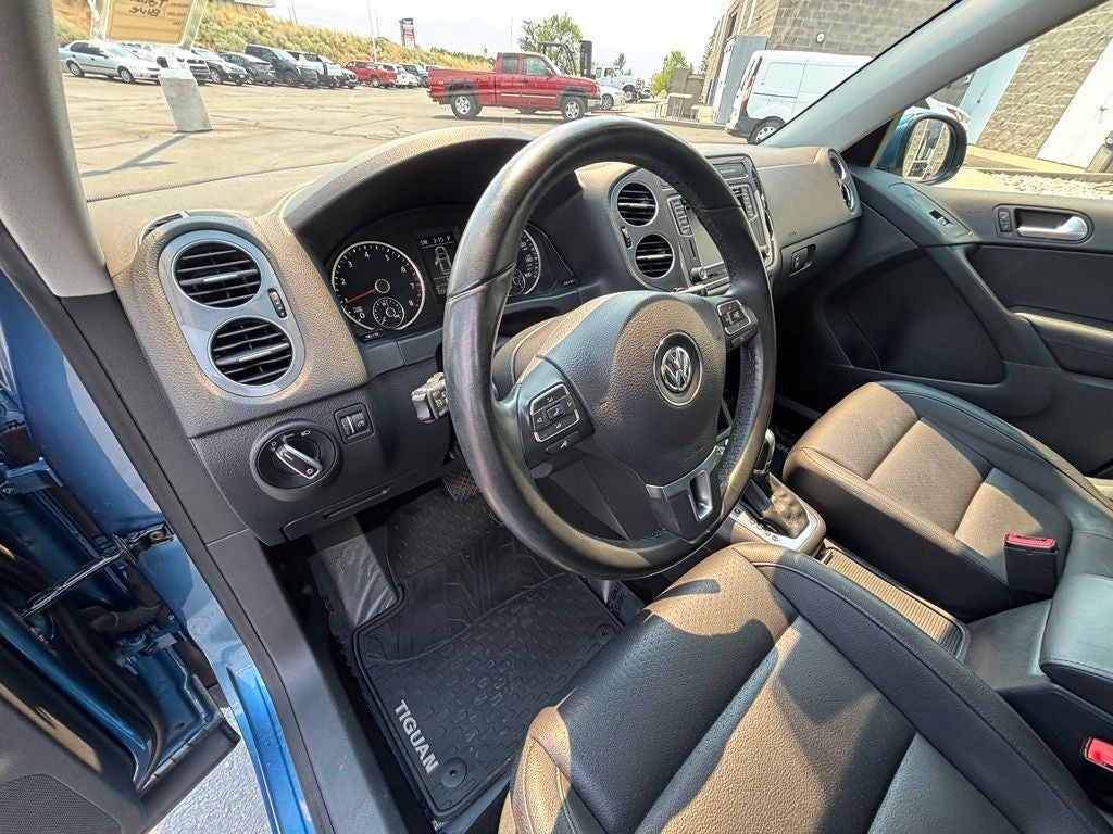 2017 Volkswagen Tiguan 2.0T Wolfsburg Edition 4Motion