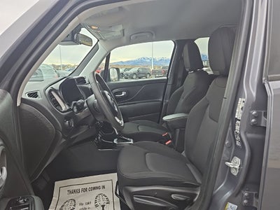 2023 Jeep Renegade Latitude + Push-button Start + Lane Keep Assist